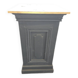 Socle en bois patiné