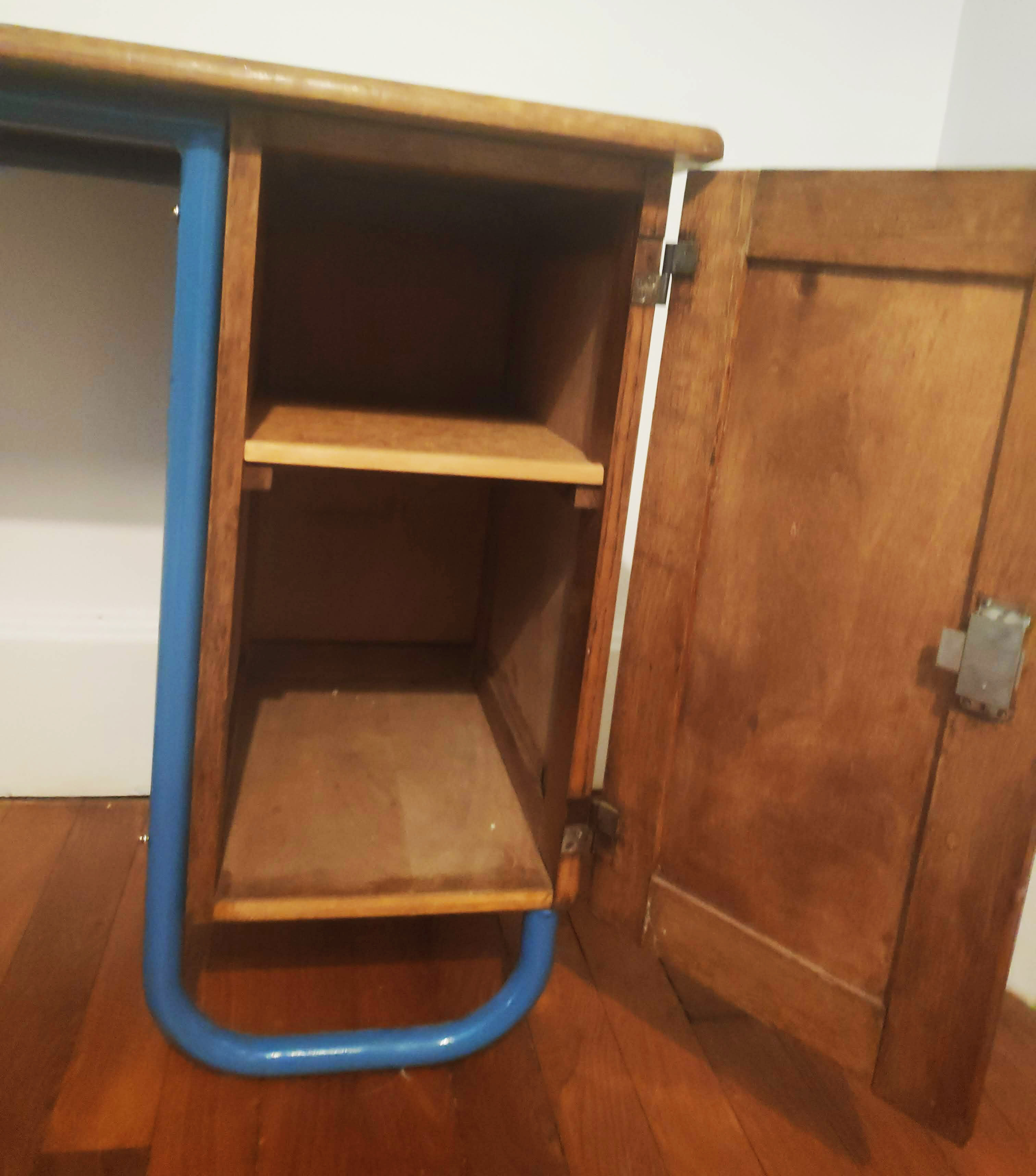 Jacques Hitier desk model S22 with its chair