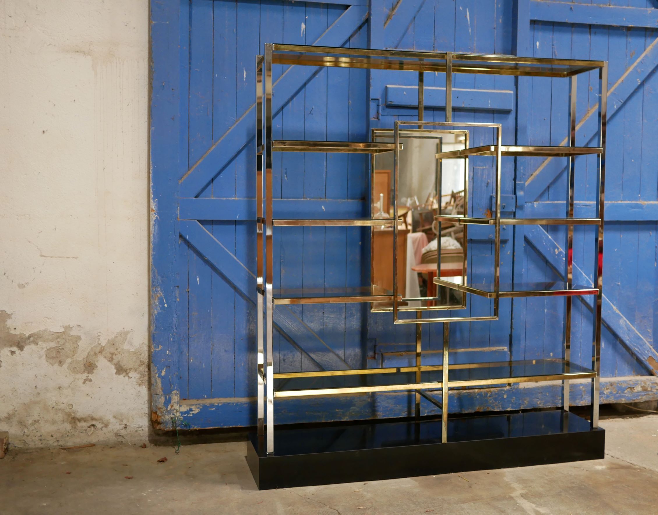 Vintage shelf library by Kim Moltzer