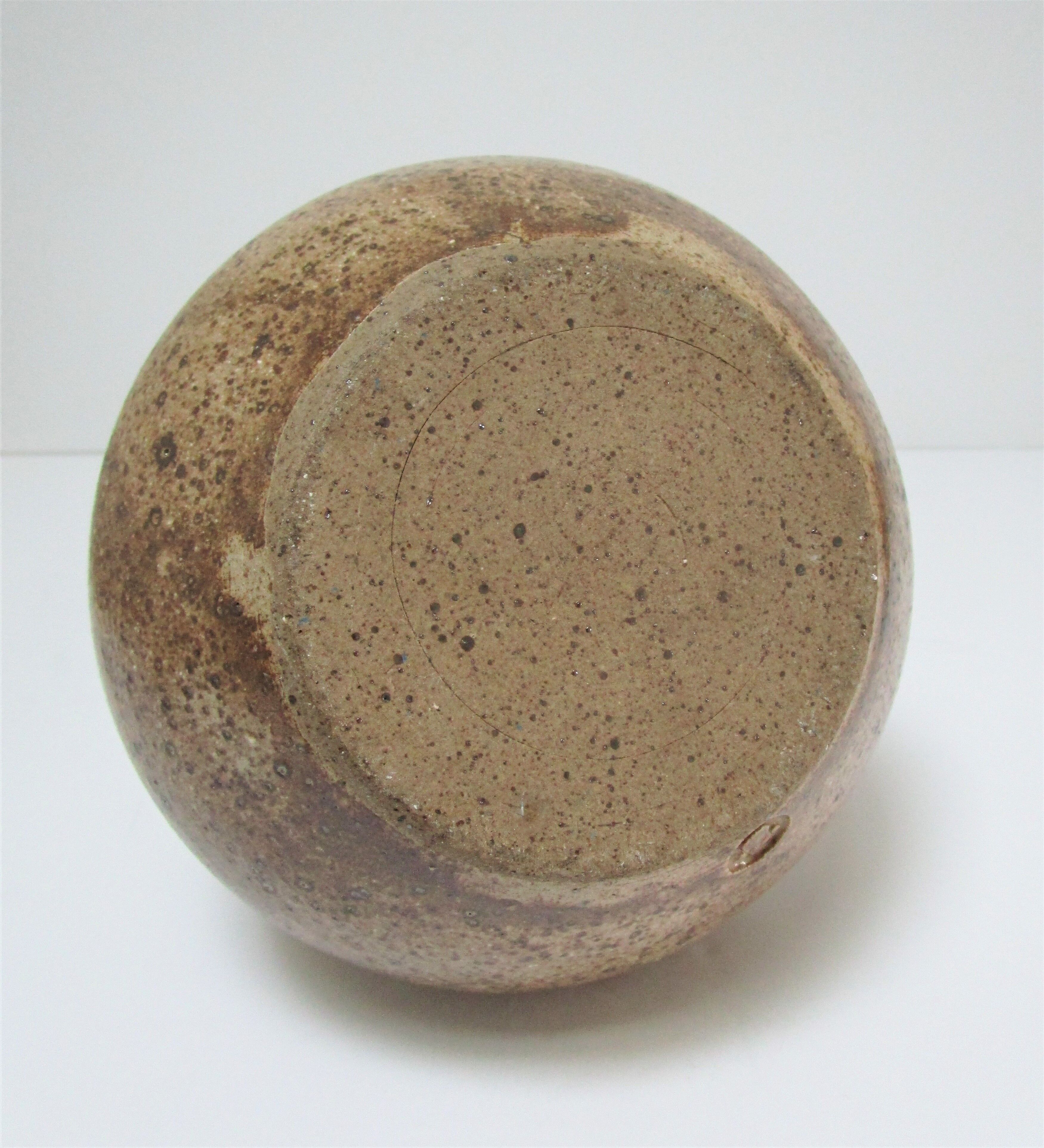 vase soliflore pansu sandstone pyrité signed