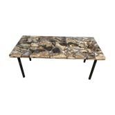 Table basse 1970 en aragonite de Madagascar polie