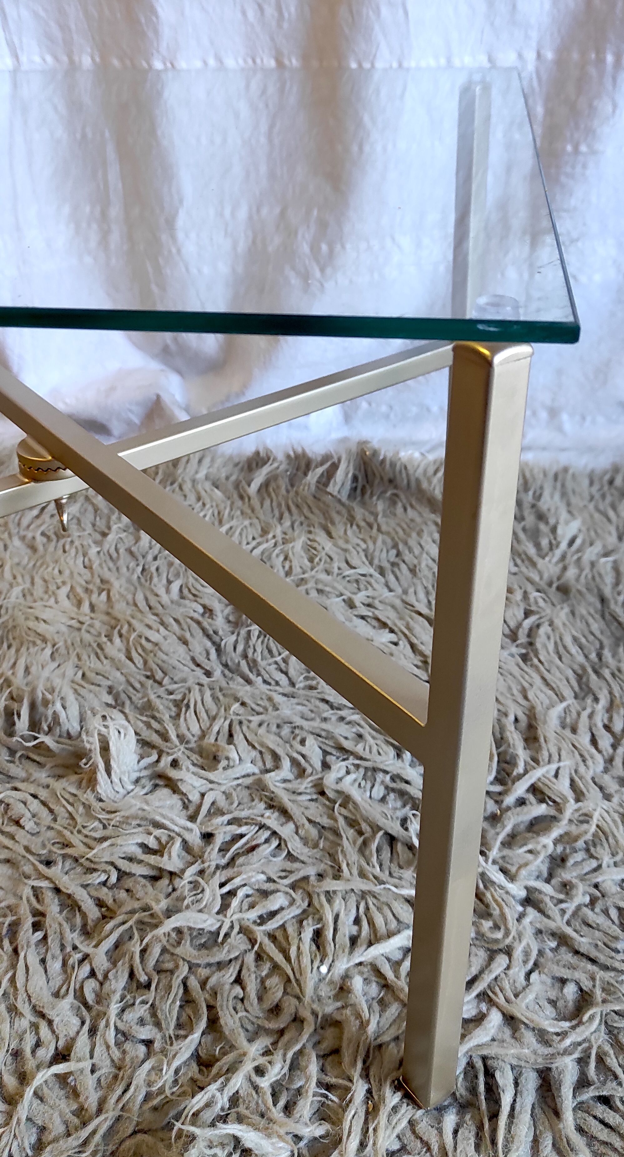 Articulated coffee table gilded metal and glass – 60s/70s