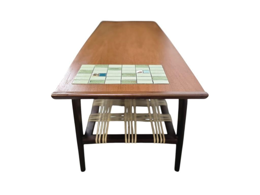 Vintage wooden coffee table 'van Teeffelen Wébé'