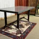 Table en marbre et piétement fonte