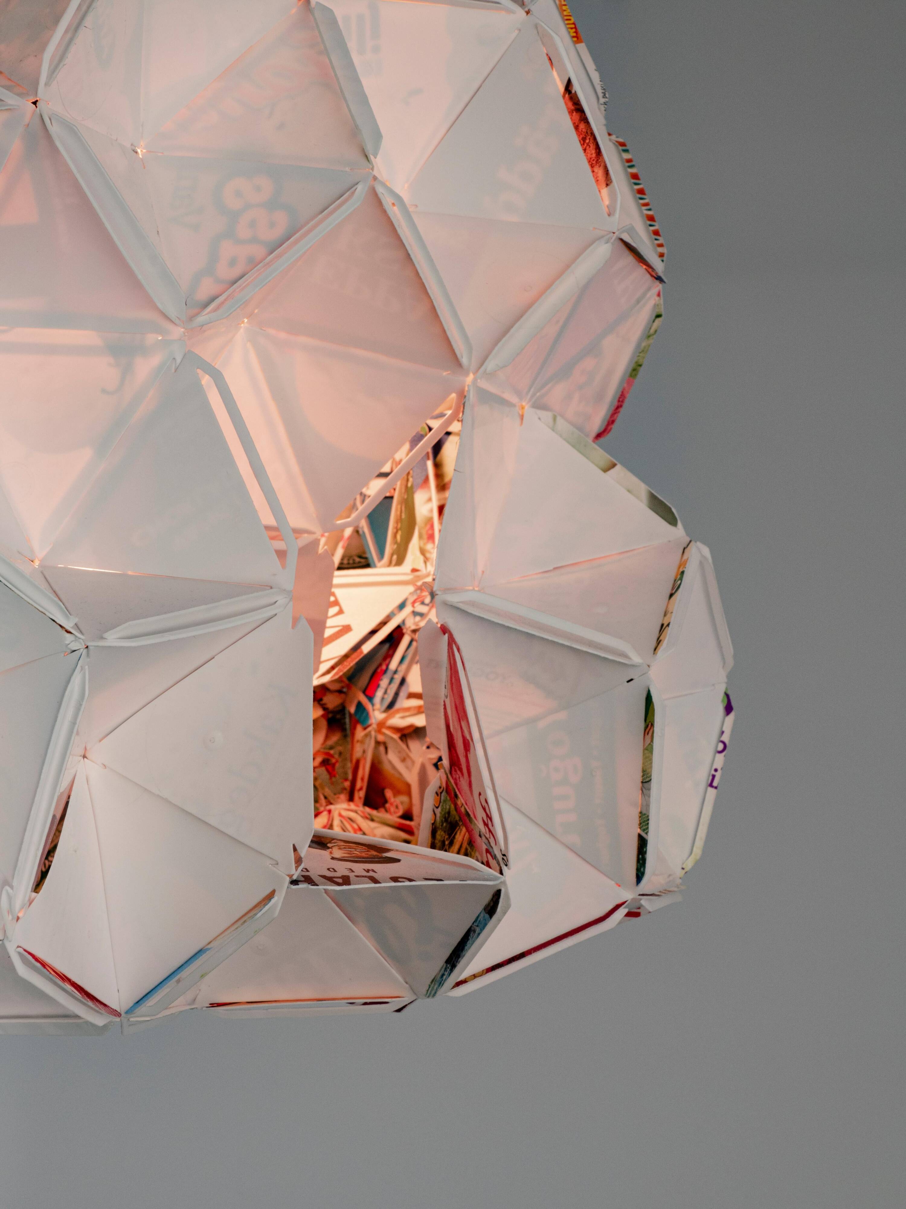 The Shelley Light Sculpture, by Jakob Uhlin for By Republiken