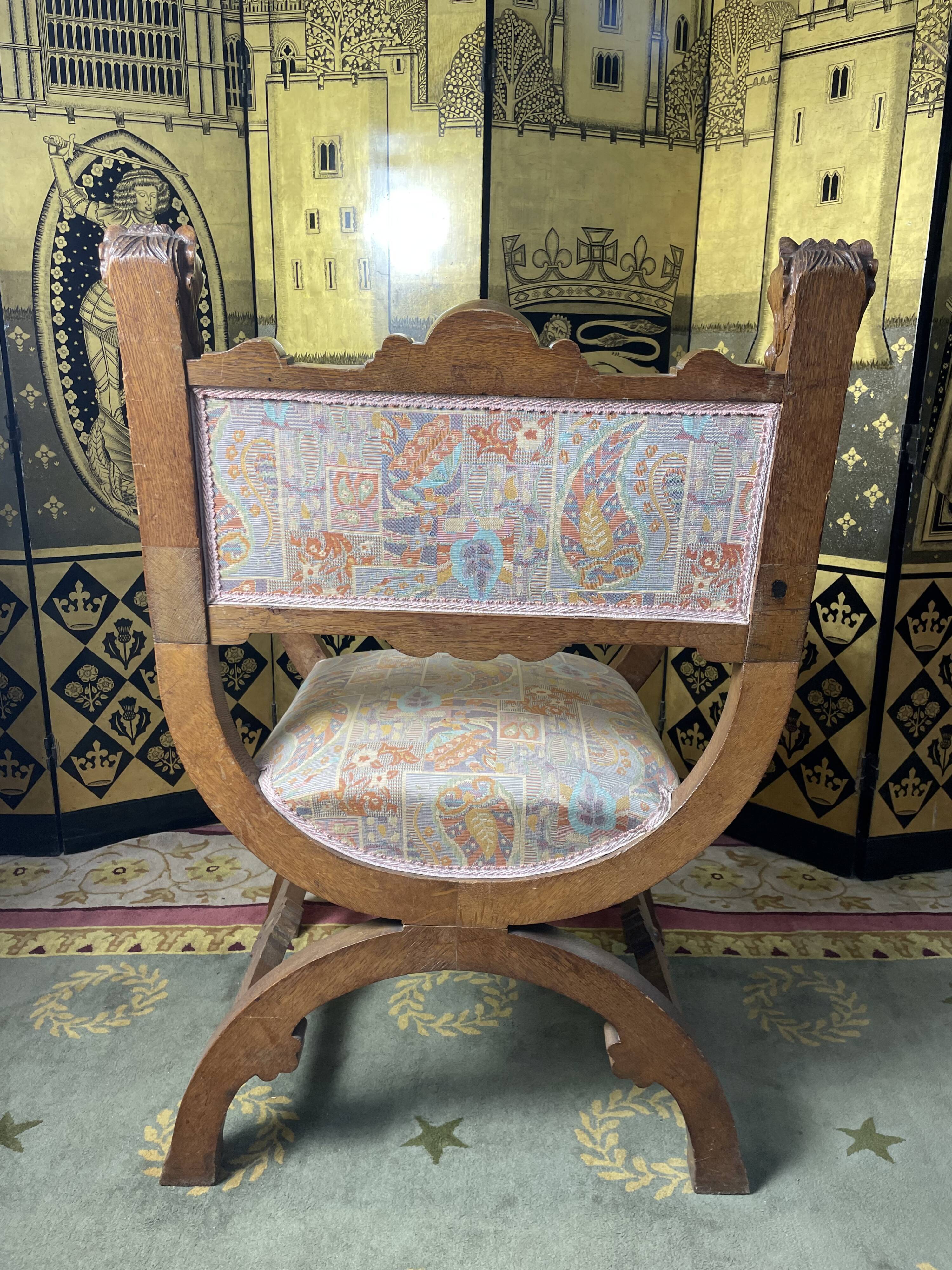 Fauteuil dagobert « curule » chêne 1950