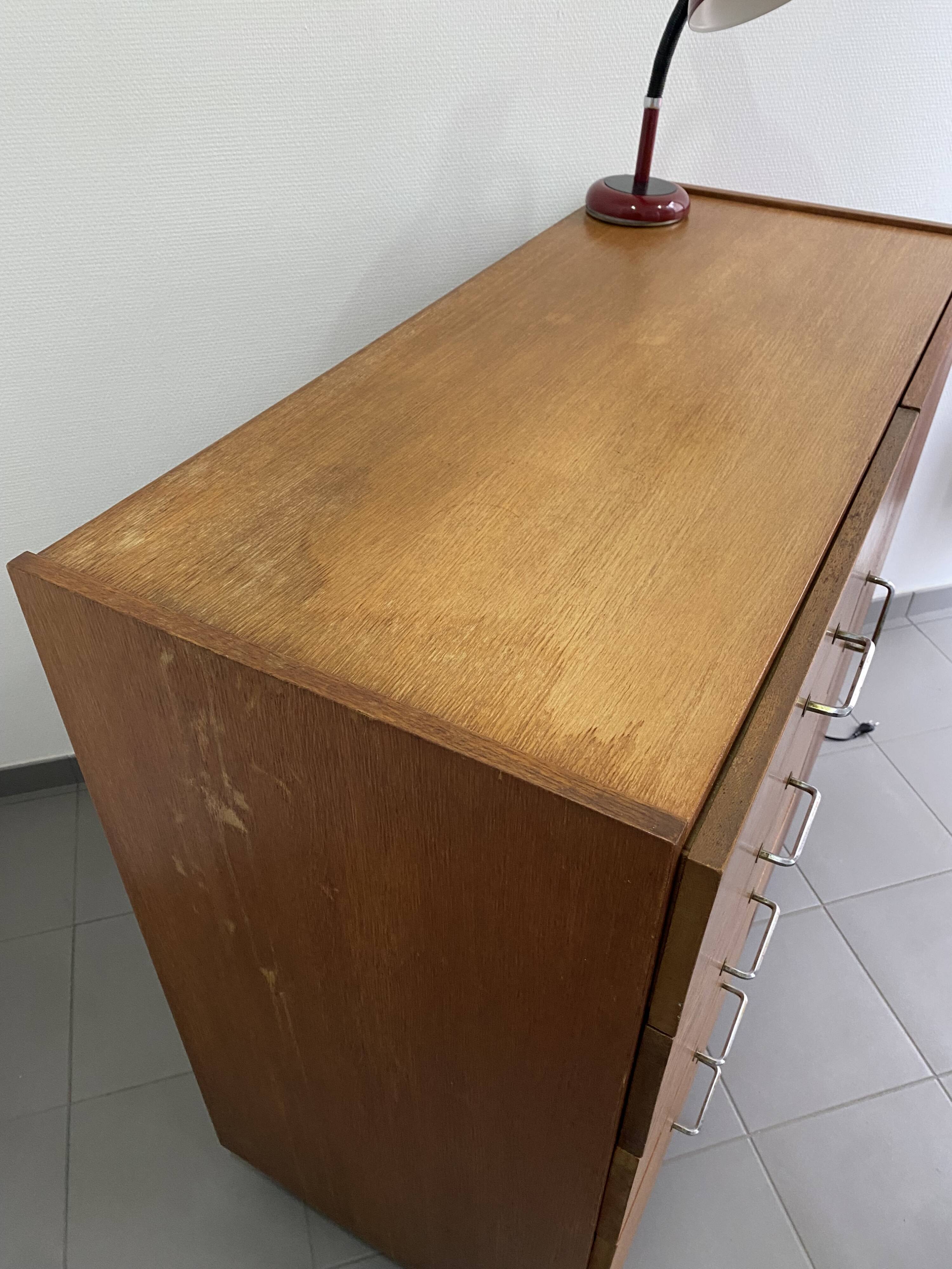 Vintage sideboard with compass legs
