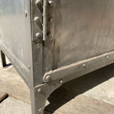 Industrial buffet