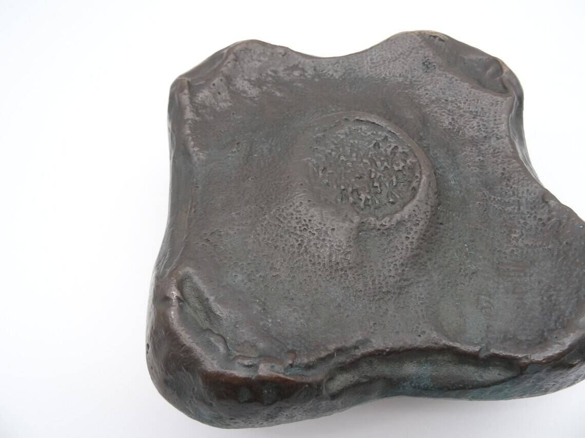 Belle poignée de porte abstraite brutaliste du milieu du siècle en bronze massif moulé Allemagne 1960