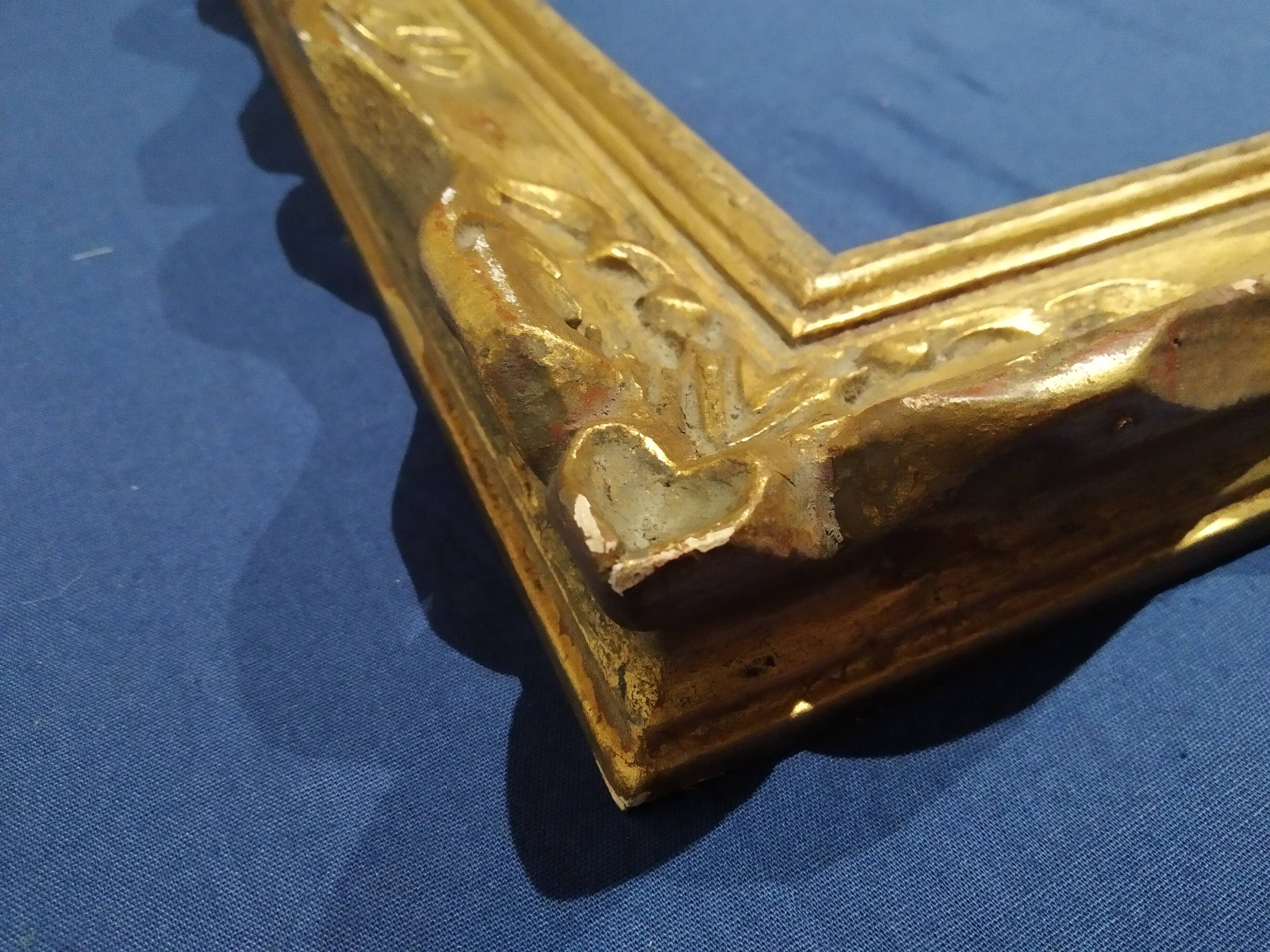 Montparnasse frame gilded carved wood foliage 22 cm x 21 cm