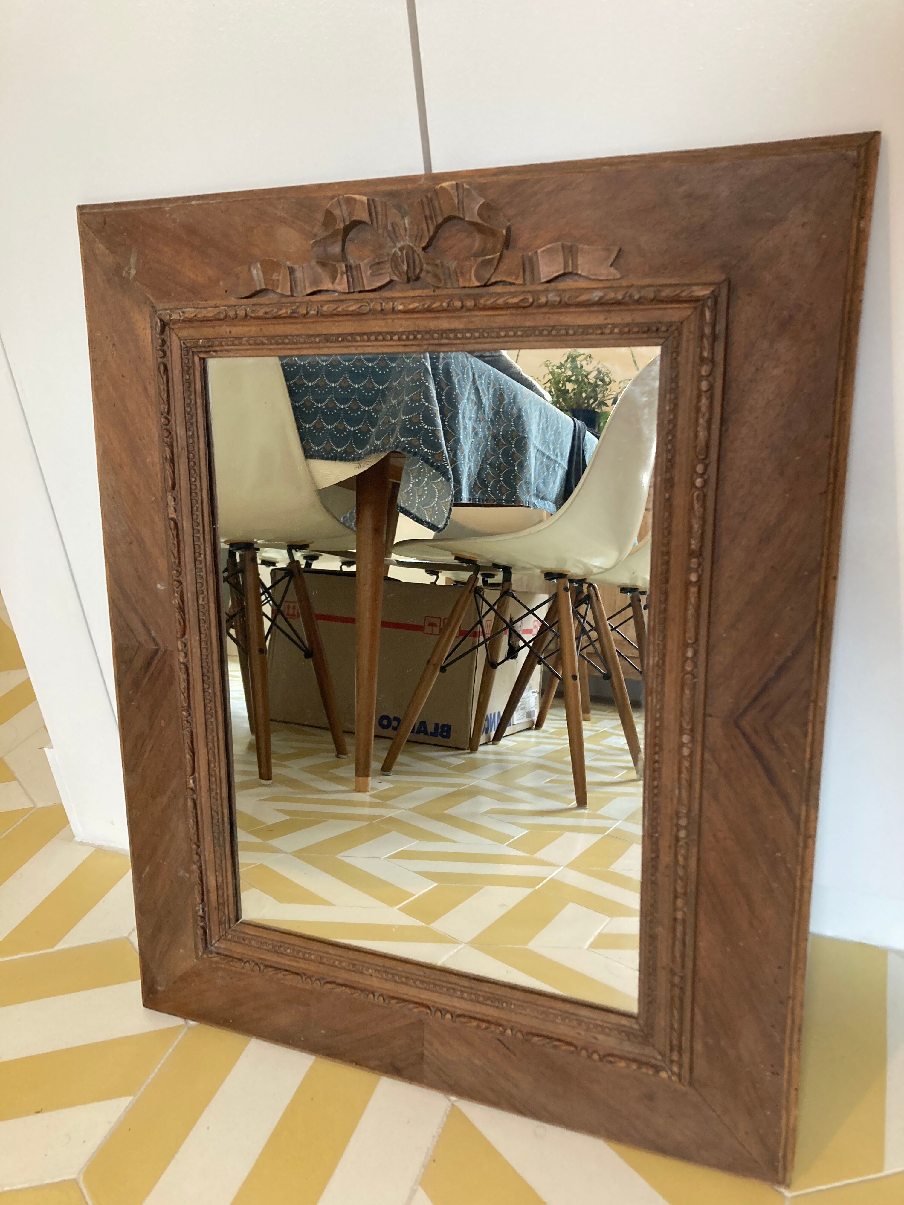 Wooden mirror 44x55cm