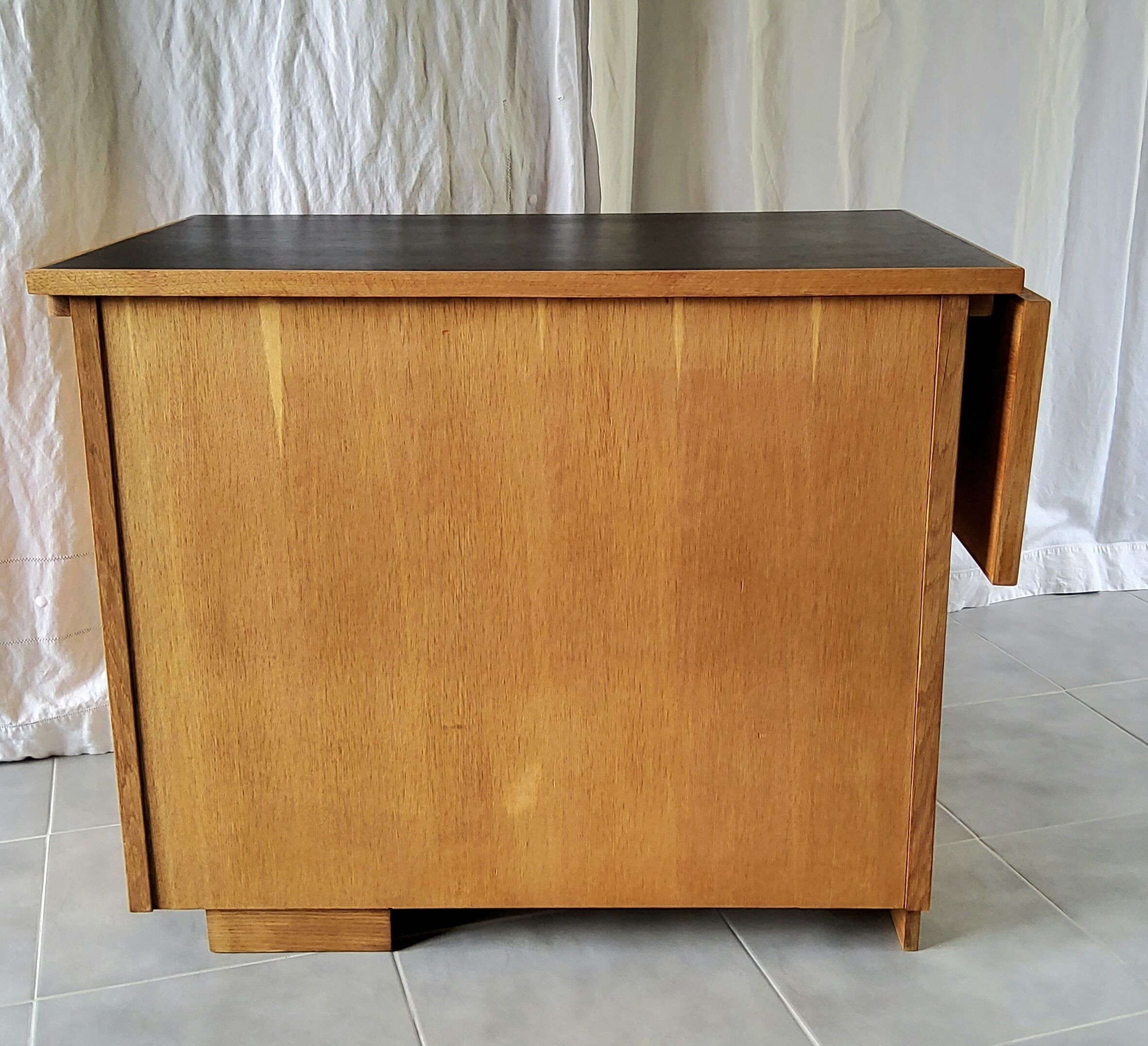 Expandable child desktop