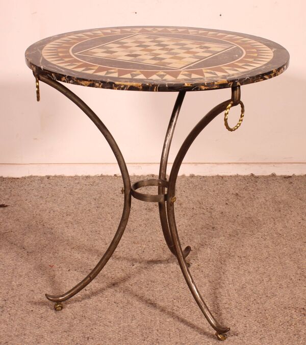 Guéridon en marbre, pierre et fer brossé, 18° siècle