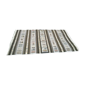 Tapis artisanal noué