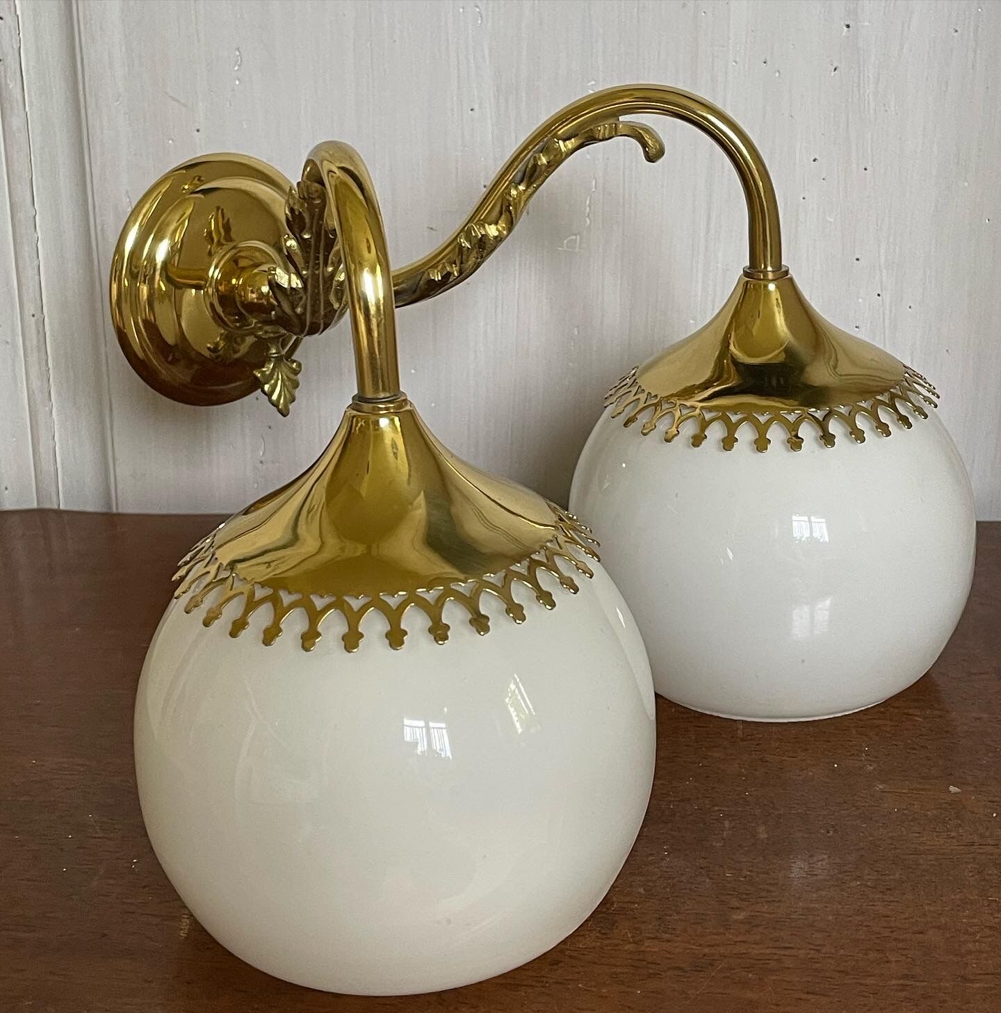 Brass and opaline wall lamp 60s