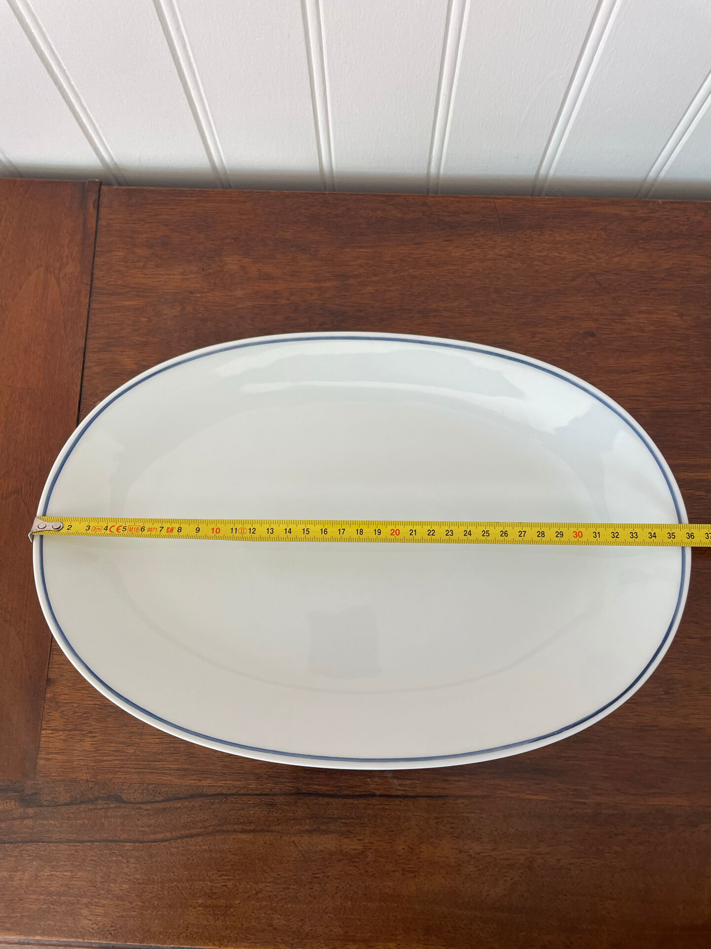 Plat de service ovale  porcelaine de Paris