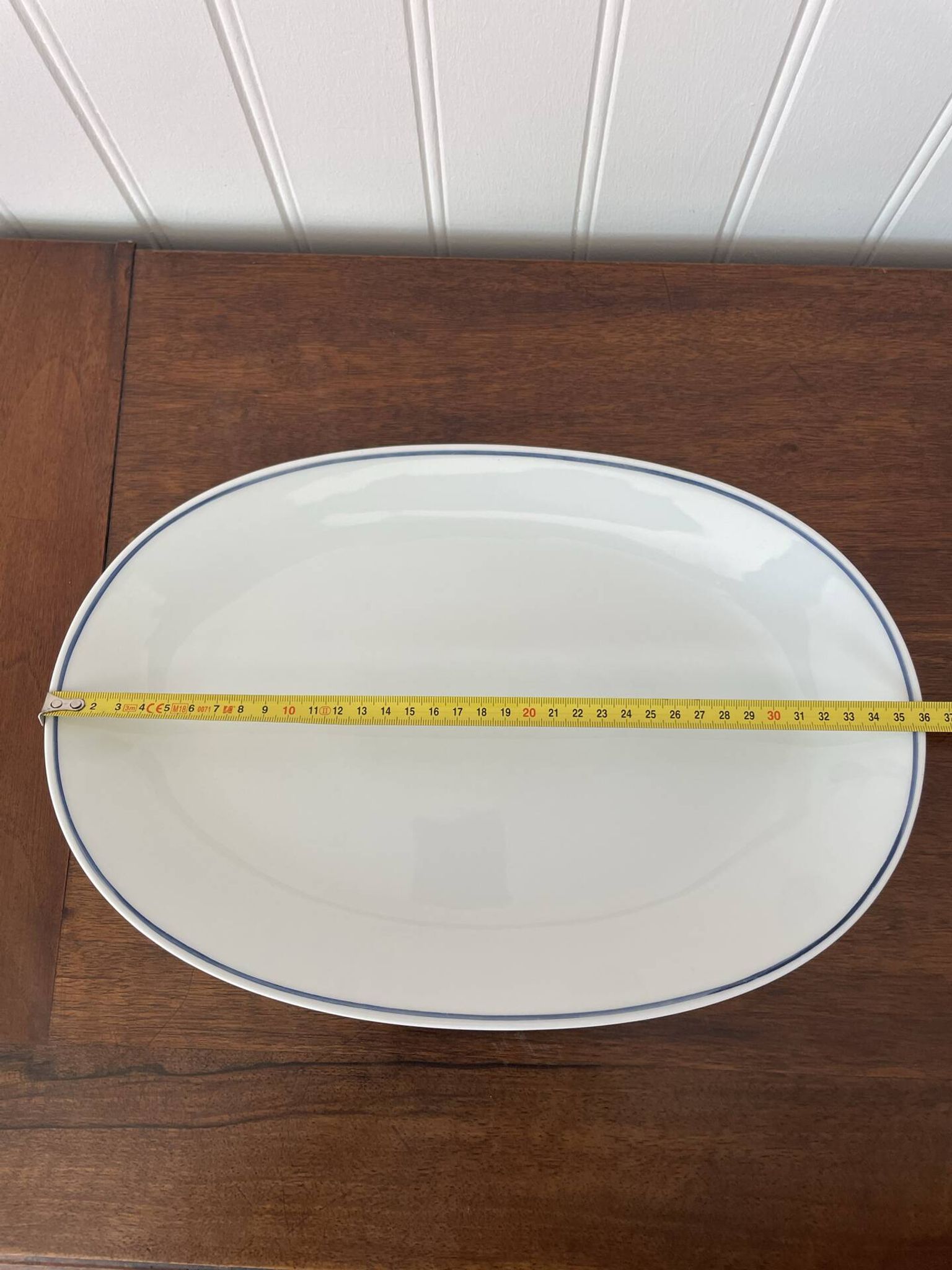 Oval serving dish porcelain from Paris