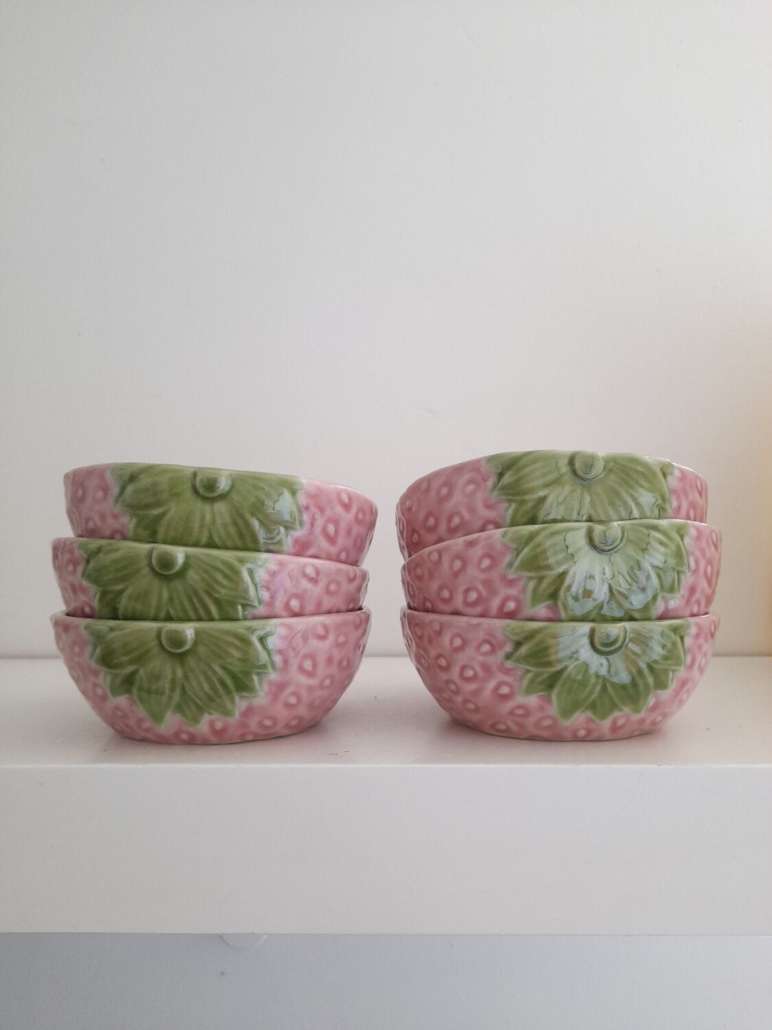 Set of 6 Bordallo Pinheiro strawberry cups