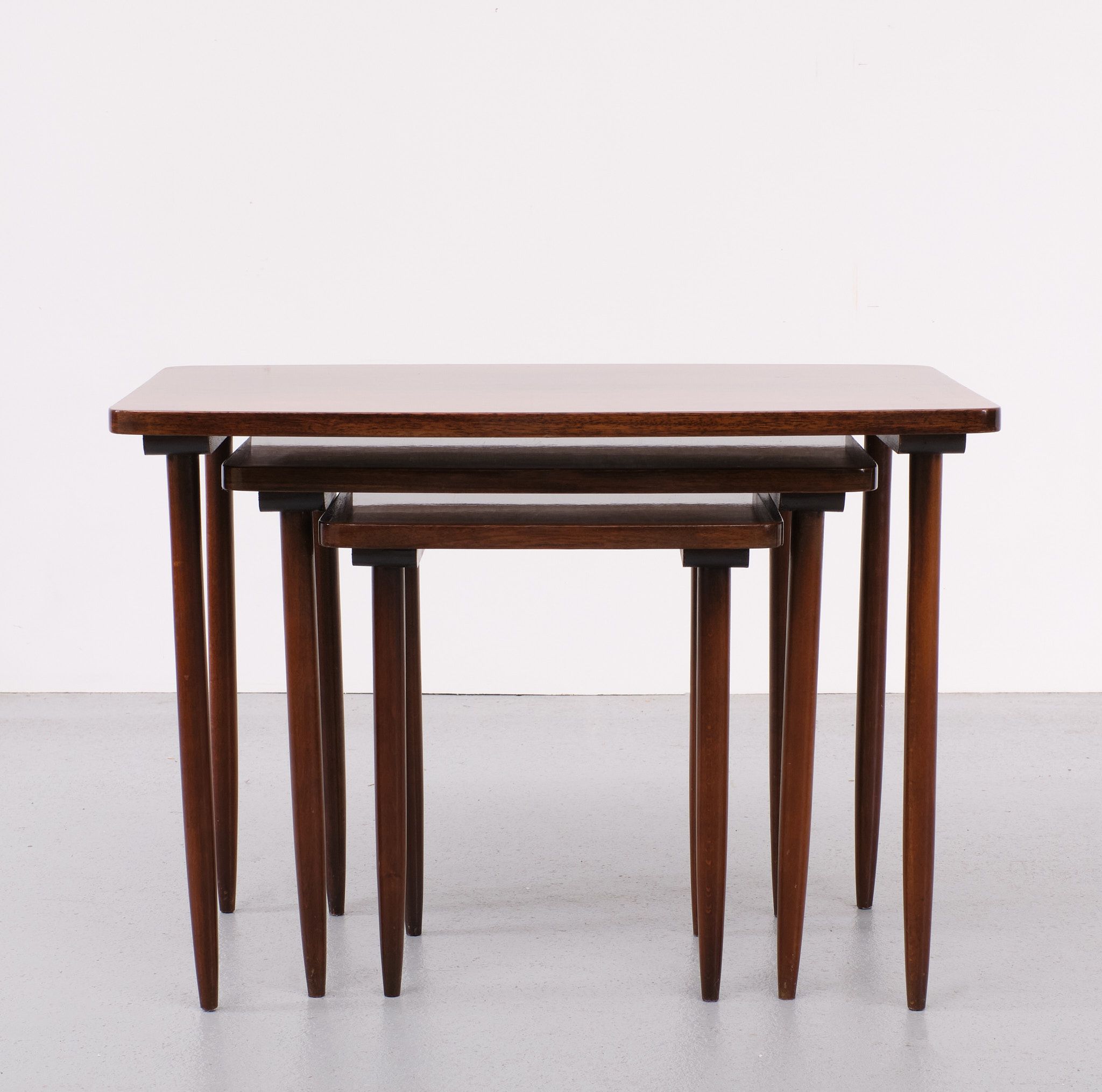 Nesting tables Mimi Fortuna 1960s Holland
