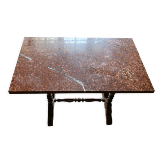 Table basse marbre rose