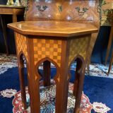 Pedestal tea table in thuya with marquetry decoration