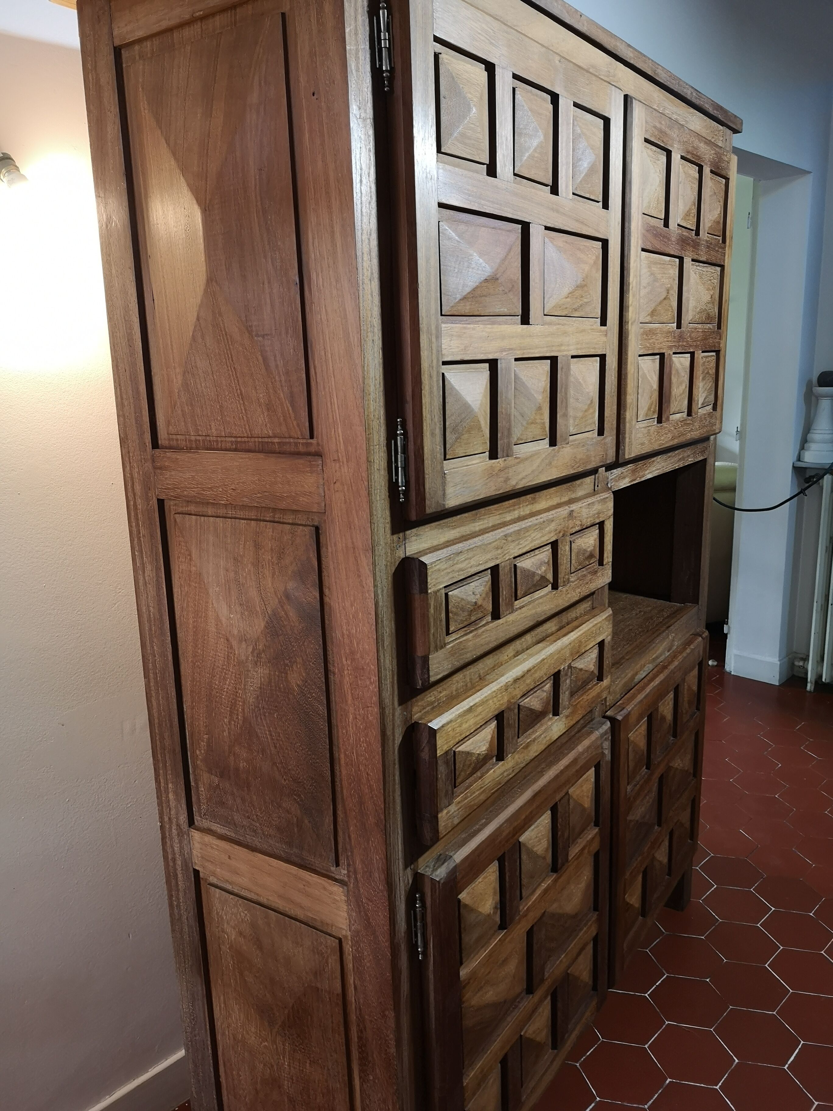 Buffet brutalist exotic wood