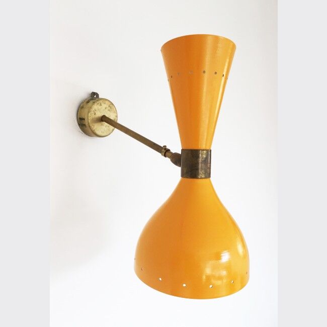 Wall lamp in the style of the Italian creations of the 50s