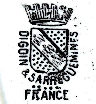 Old plate captioned "Battered with deer", Digoin-&-Sarreguemines