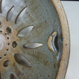 Wall lamp in openwork-vintage round sandstone shape