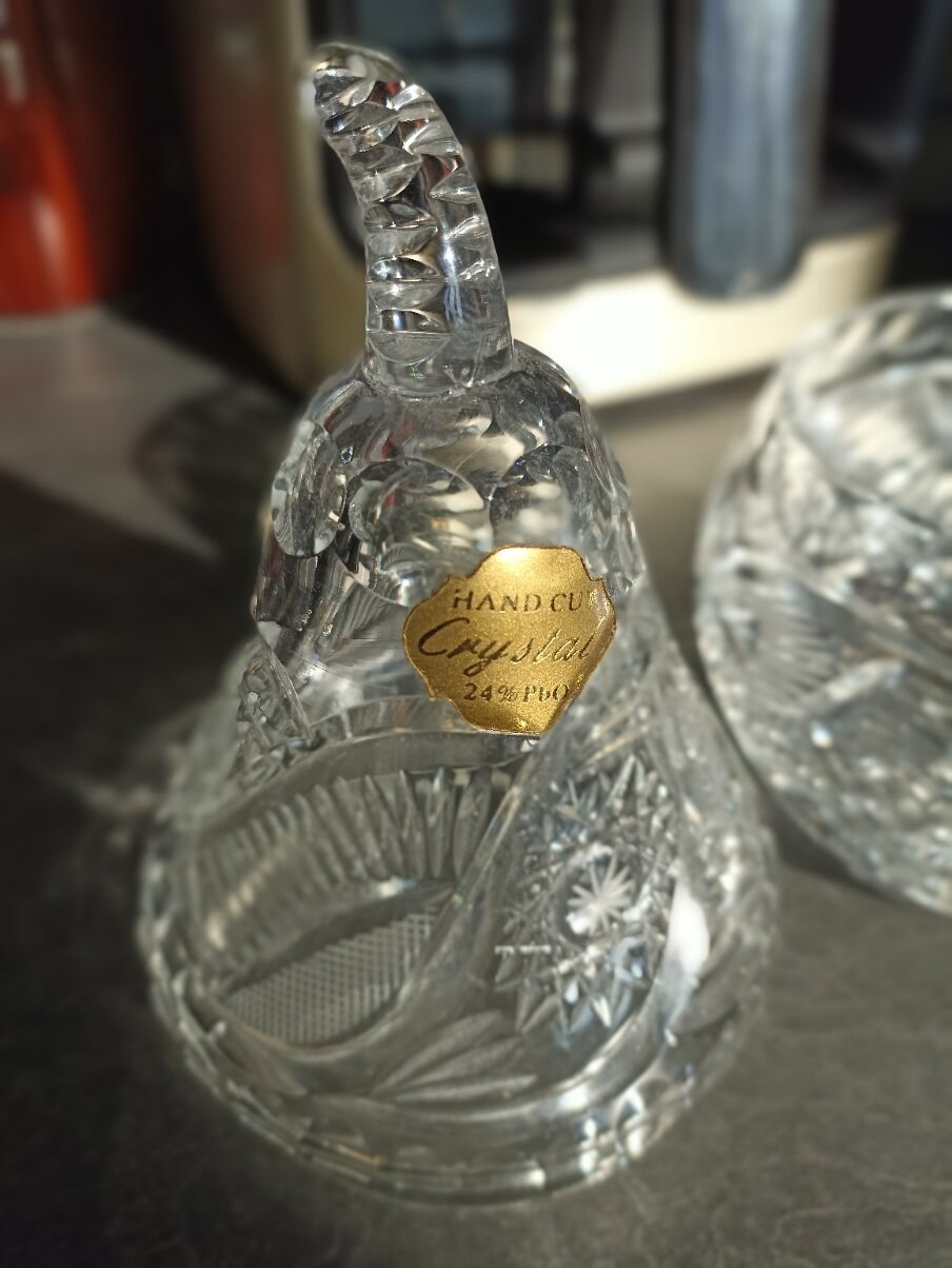 Candy-hood pear cut crystal