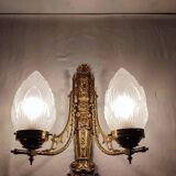 Aplique de pared de bronce. Francia, 1950s.