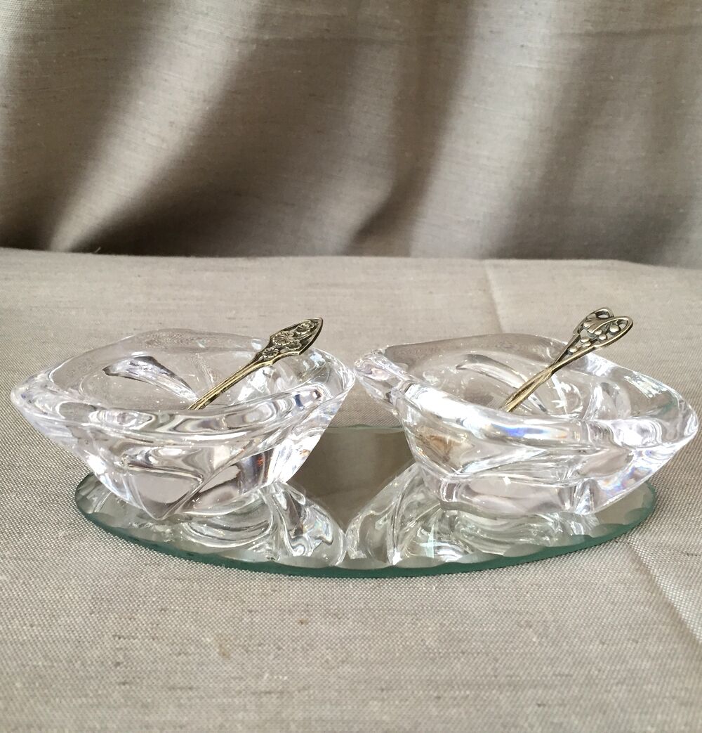 DUO OF CRYSTAL SALTERS SMALL SILVER METAL SPOONS