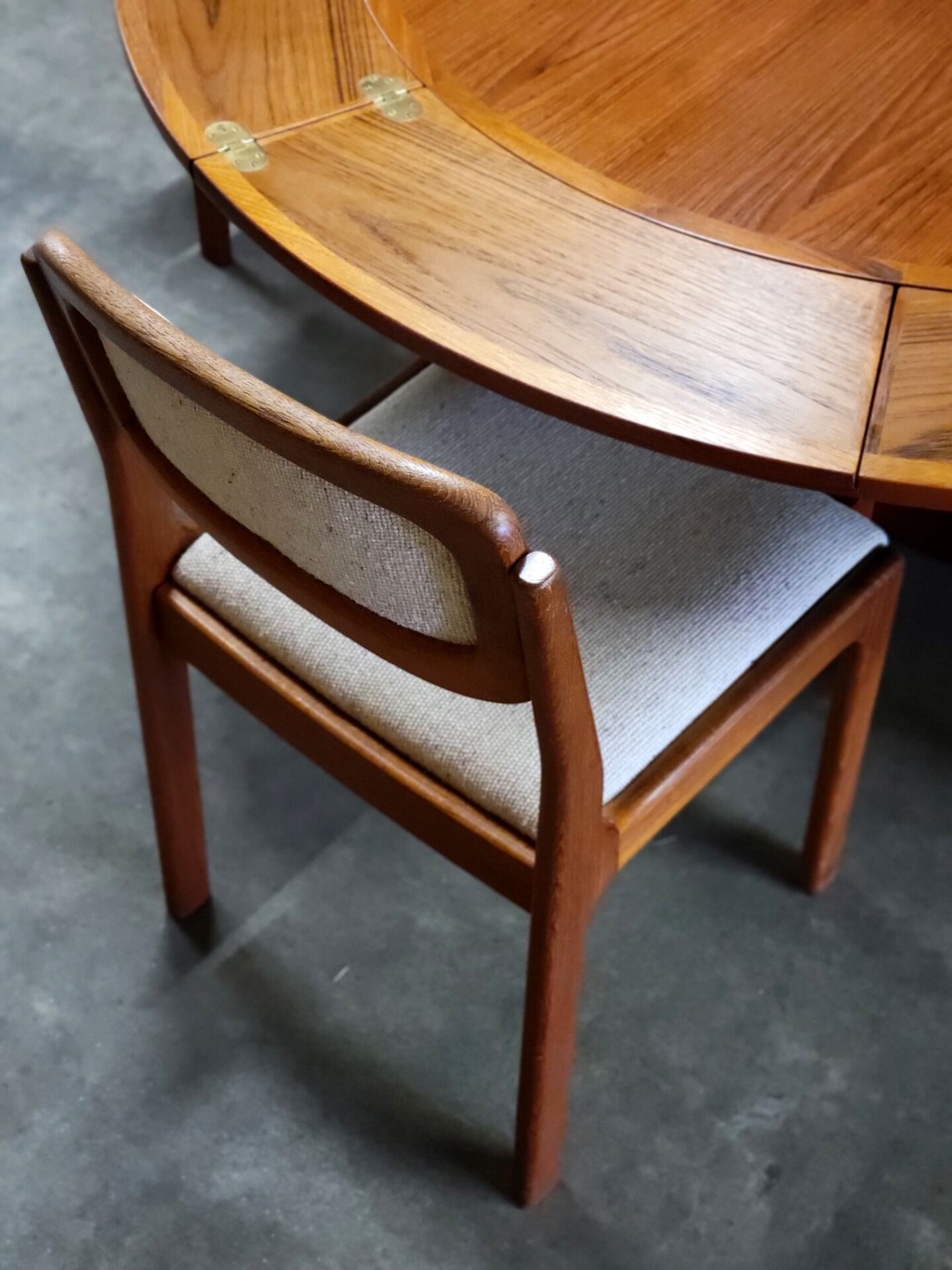 Dyrlund Flip Flap Lotus dining table in teak Denmark 1960