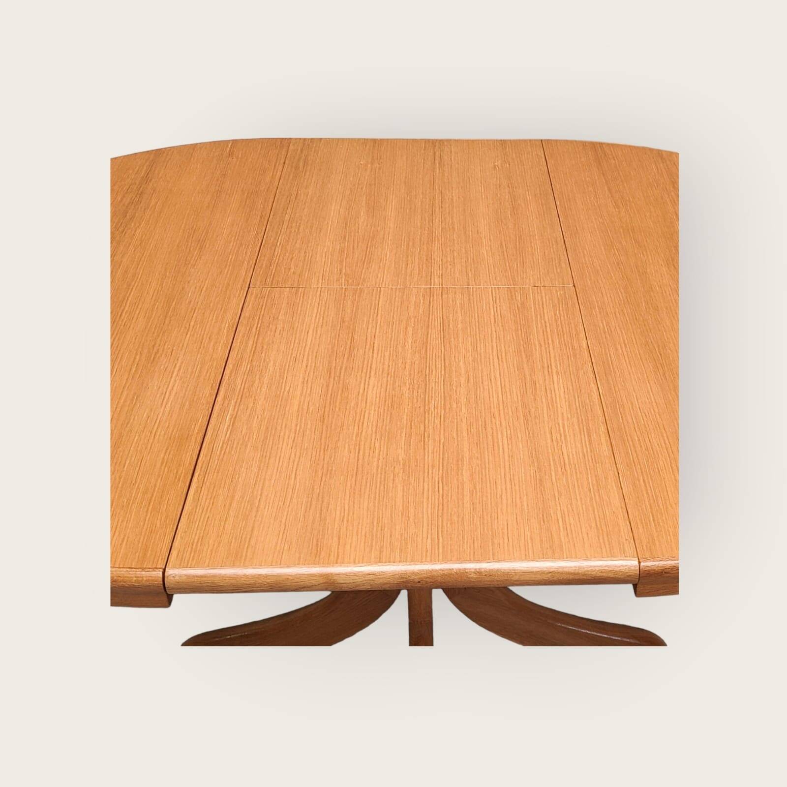 Table à manger vintage