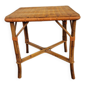 Petite table basse rotin