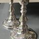 Paire Bougeoirs Hébraïques/Shabbat. Karshi Israël 1955 En métal Alpaca