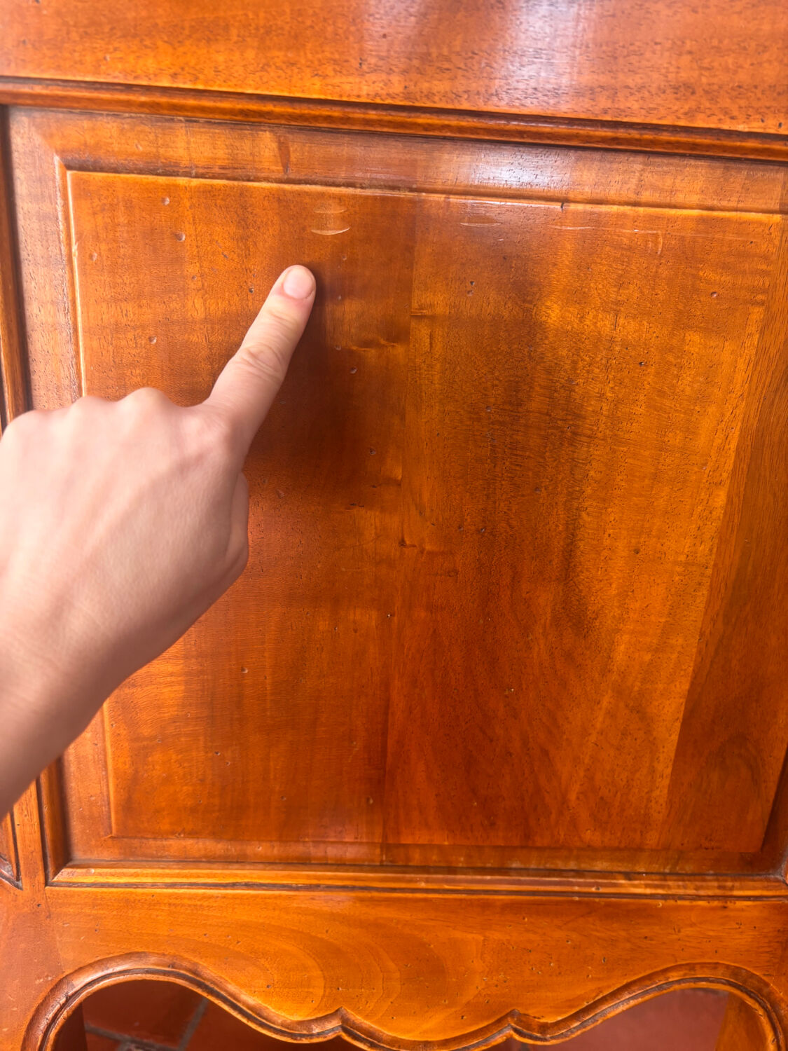 Commode style Louis XV en chêne massive