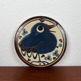 Mid-century Danish studio wall plate in pottery with bird design by Erling & Karin Heerwagen, 1976.