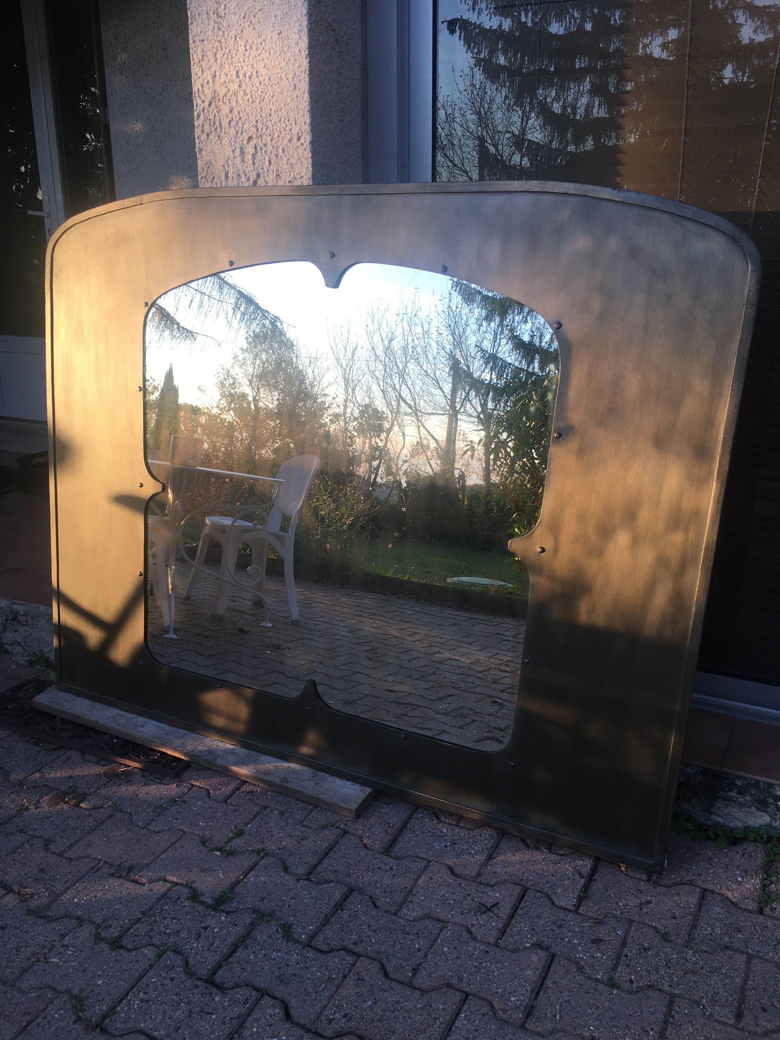 Metal mirror - 128x166 cm
