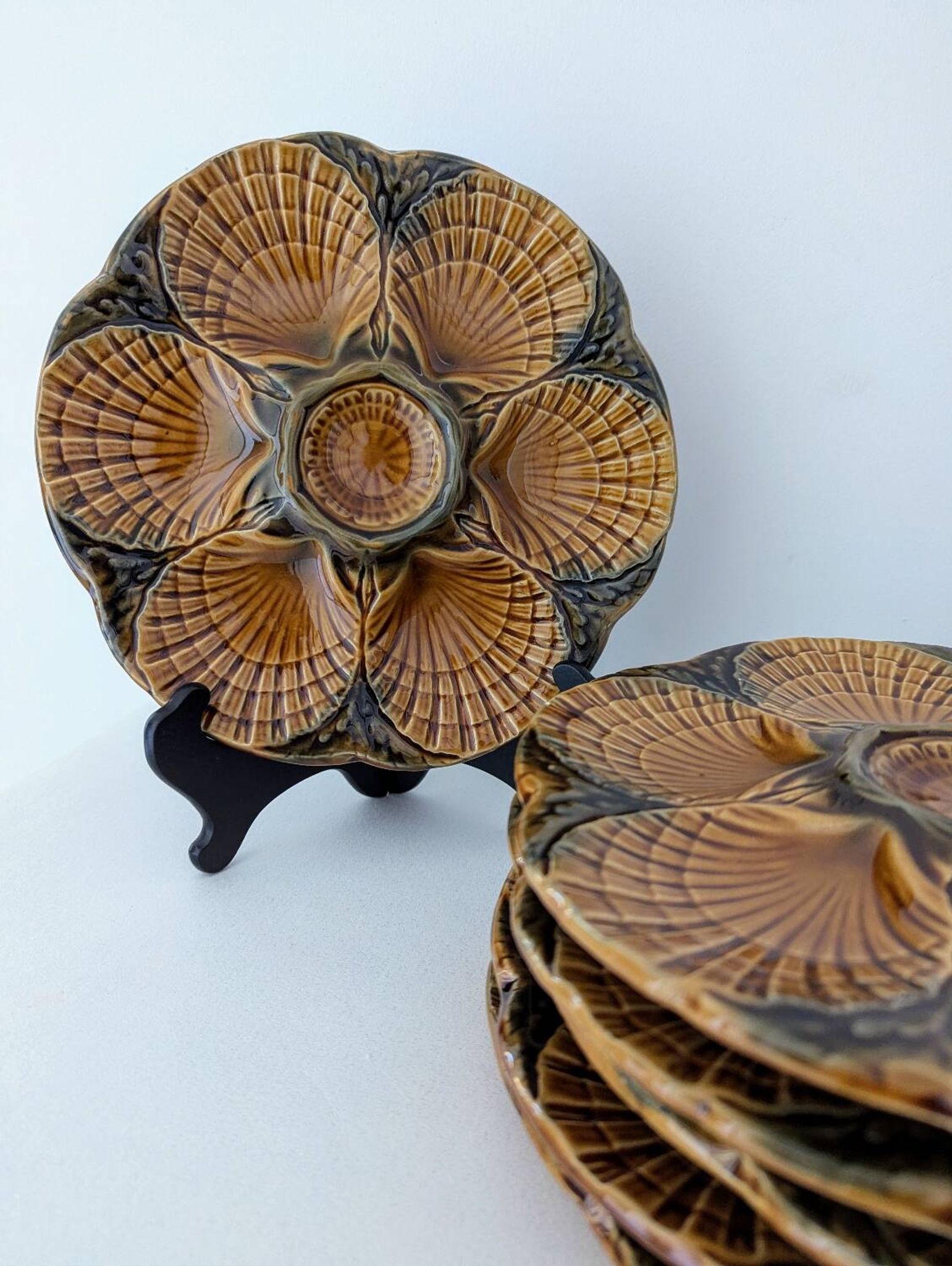 Set of 6 Sarreguemines oyster plates