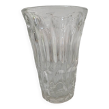 Vase en verre ciselé