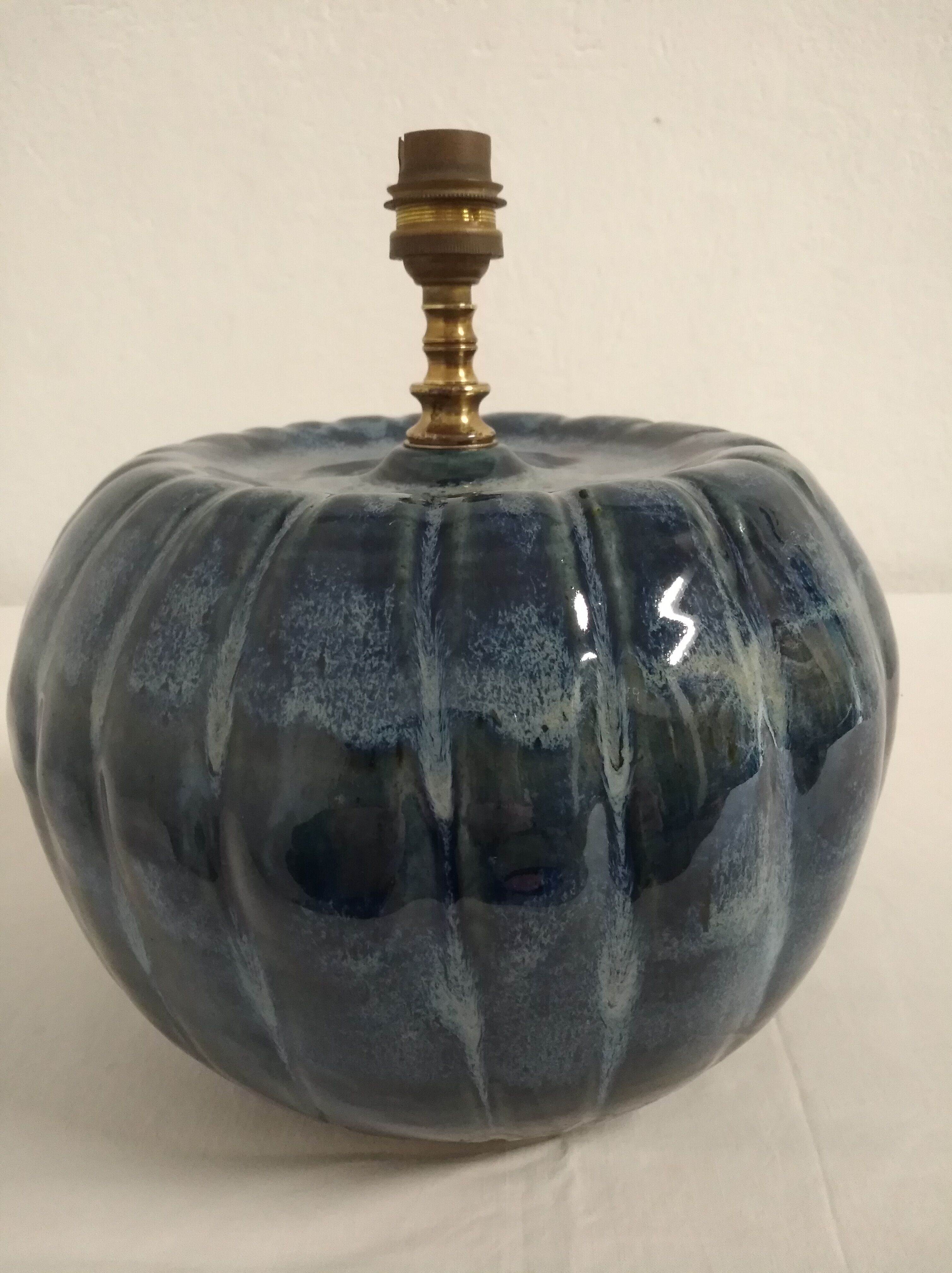 Glassed sandstone ball lamp foot