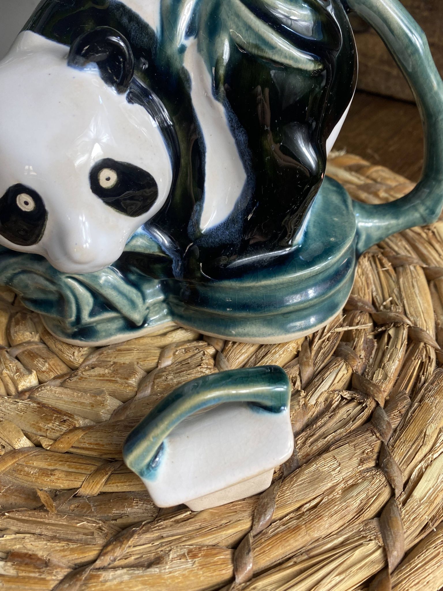 Théière panda et anse bambou en céramique