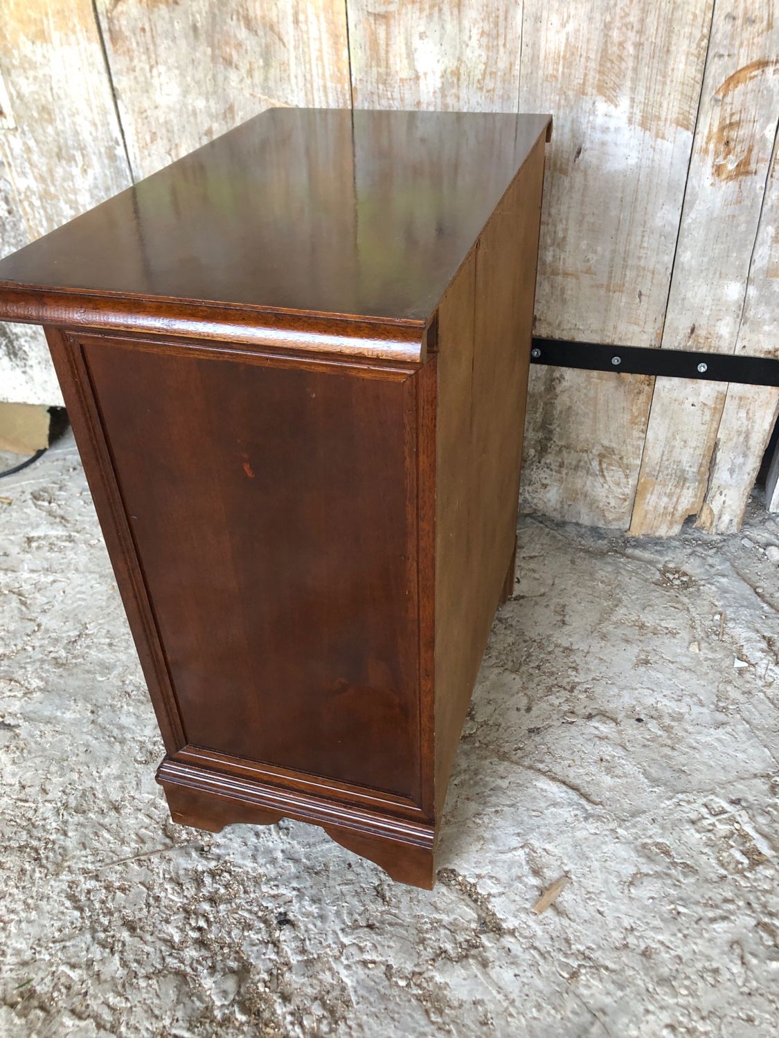 Chest of drawers and bedside tables