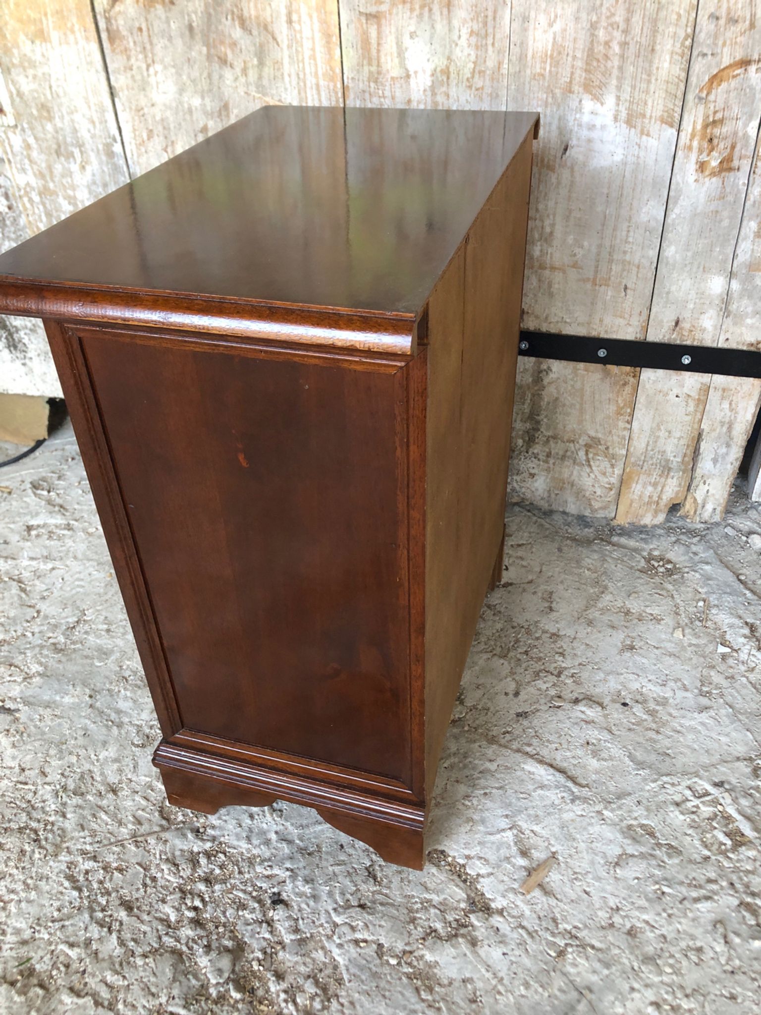 Chest of drawers and bedside tables