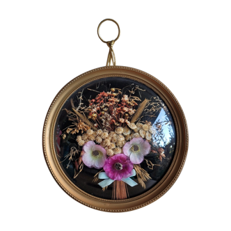 Dried flowers frame