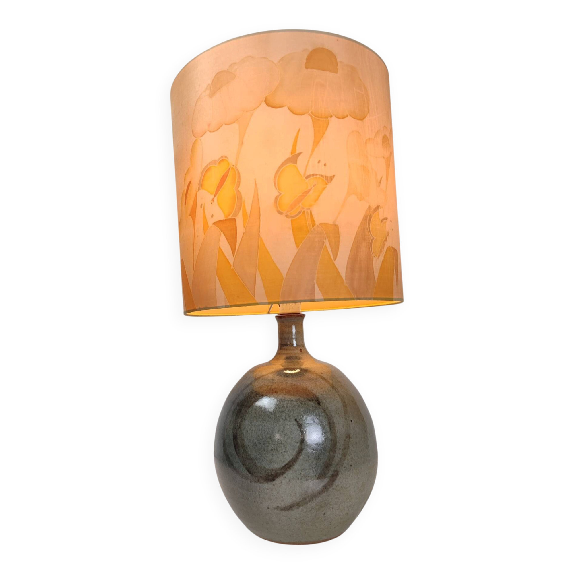 1970s table lamp in ceramic, signed, with a hand-painted silk shade.