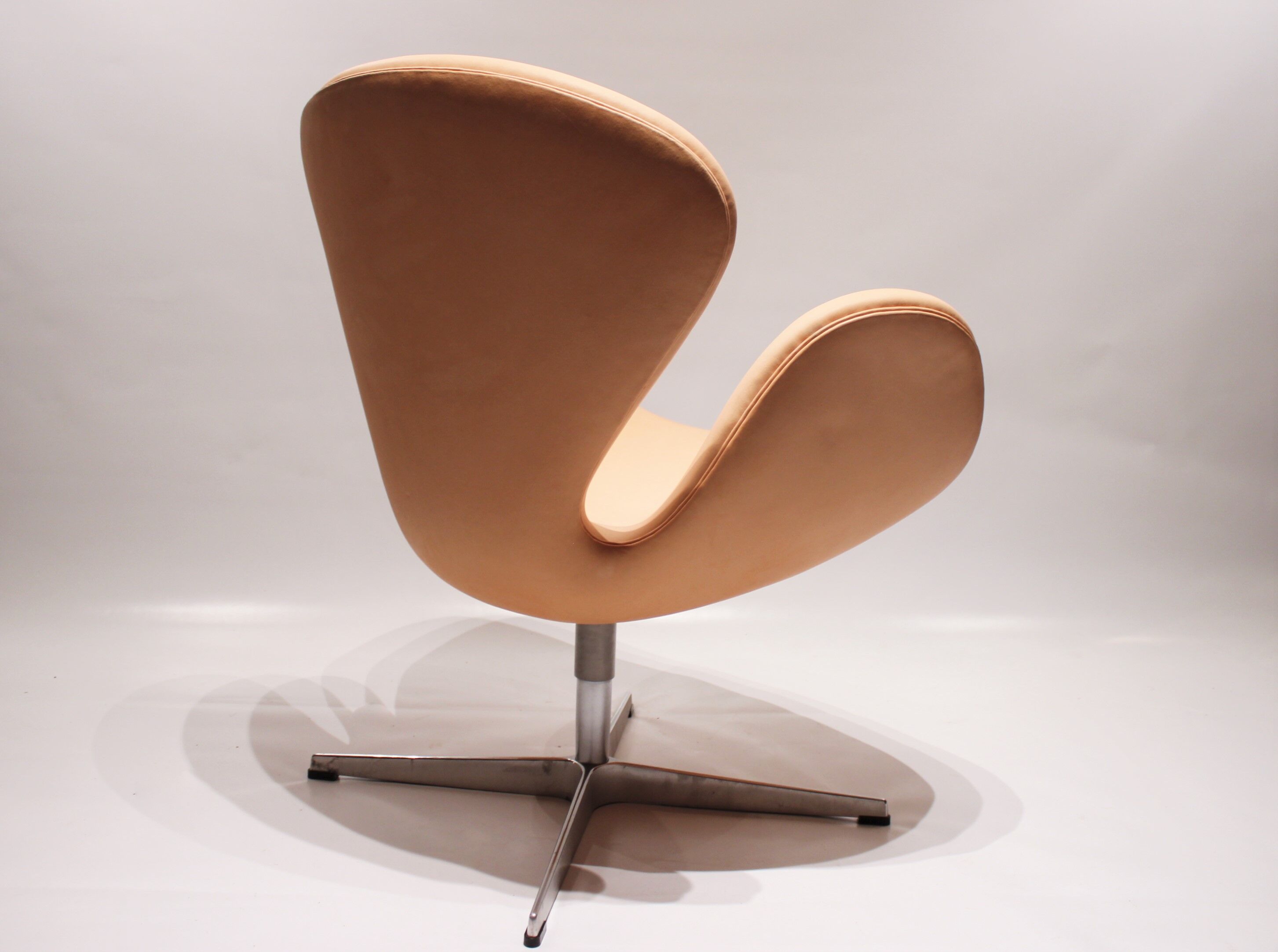 Fauteuil Swan, modèle 3320 par Arne Jacobsen pour Fritz Hansen 2016