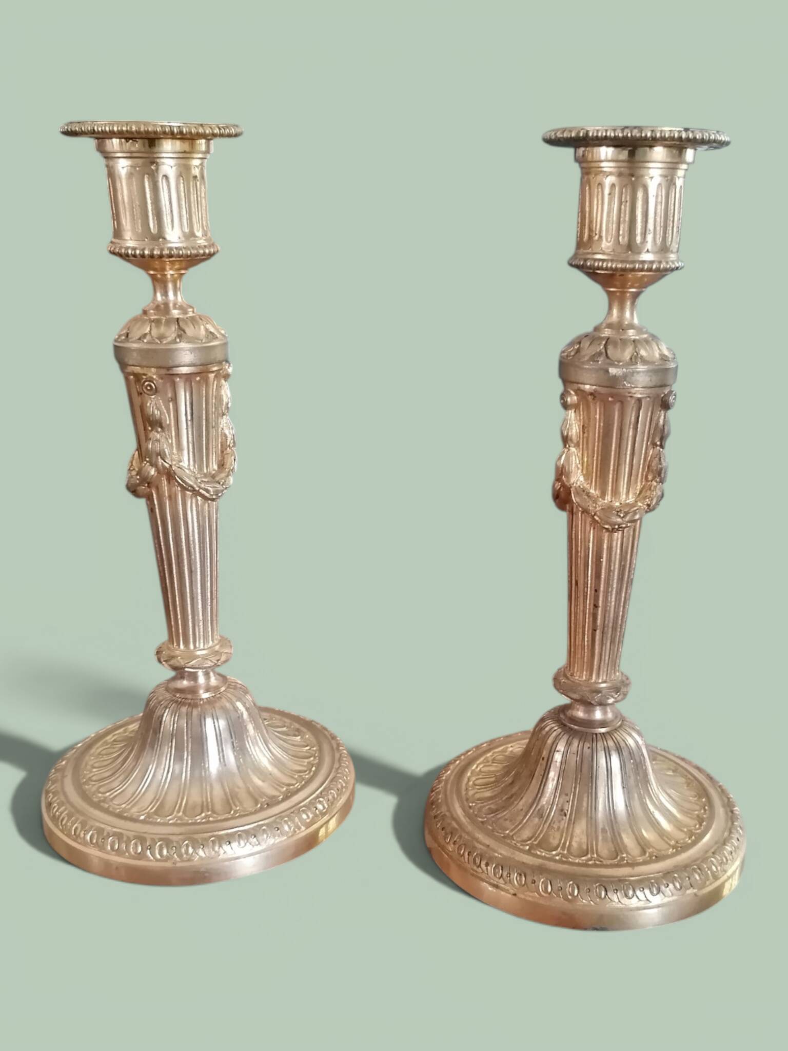 Pair of gilded bronze candlesticks - Louis XVI style.