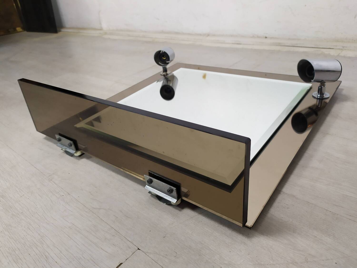 Vintage illuminated bathroom mirror